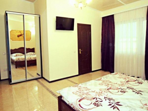  Hotel Vatra  Львов
